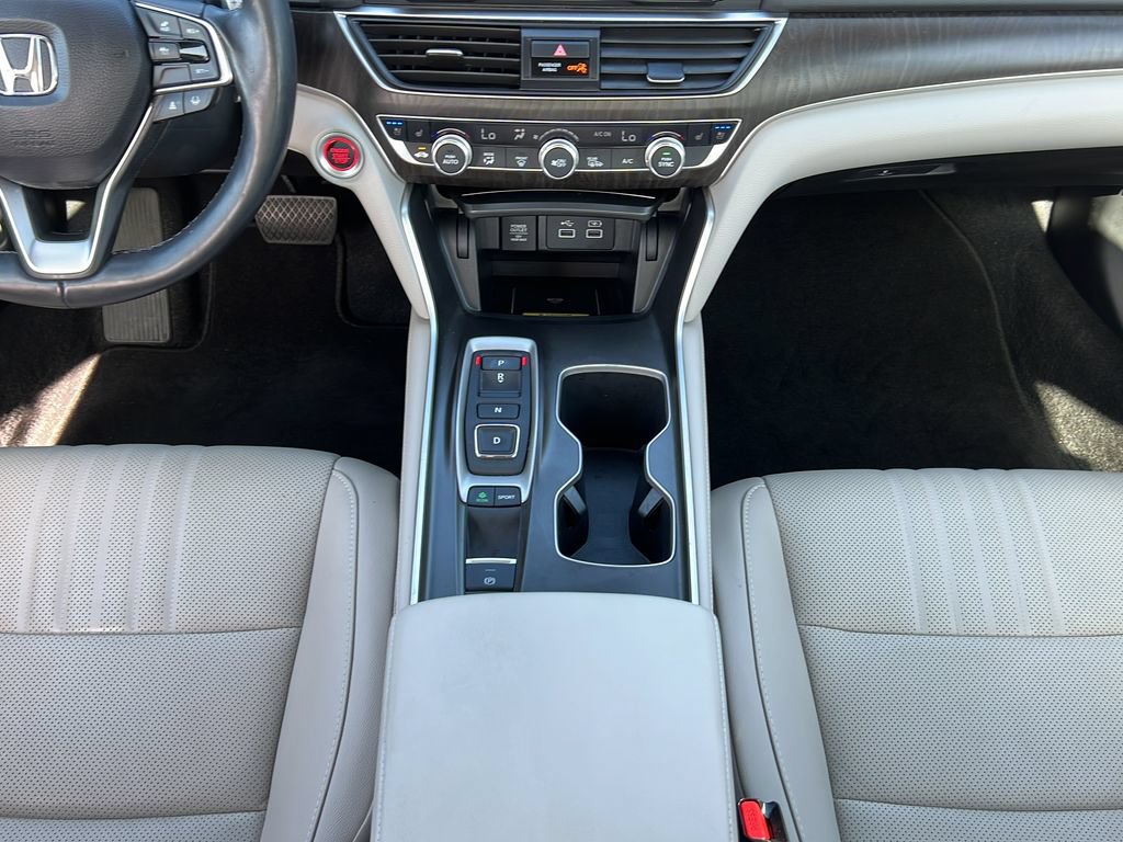 Used 2021 Honda Accord Touring image 14