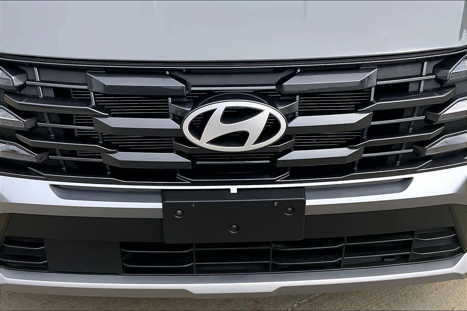 Used 2025 Hyundai Tucson SE FWD image 32