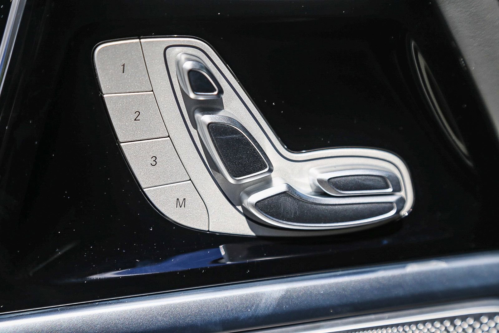 New 2026 Mercedes-Benz G 63 AMG 4MATIC image 19