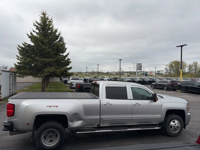 Used 2016 Chevrolet Silverado 3500 LT w/ LT Convenience Package AWD/4WD image 3