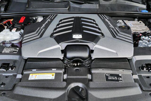 Used 2024 Lamborghini Urus S AWD/4WD image 12