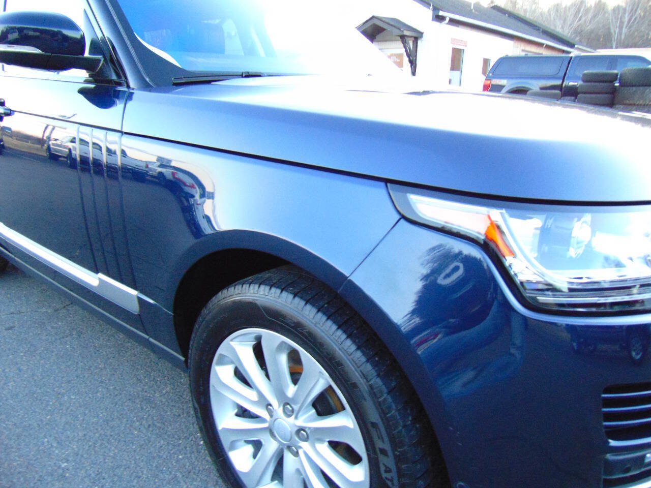 Used 2017 Land Rover Range Rover HSE AWD/4WD image 37