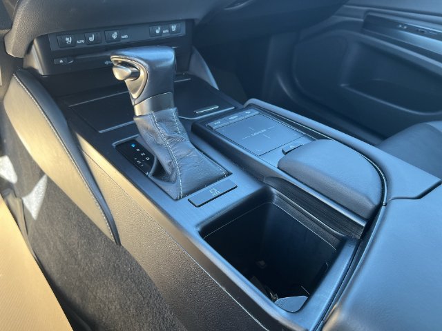 Used 2019 Lexus ES 350 w/ Premium Package FWD image 31