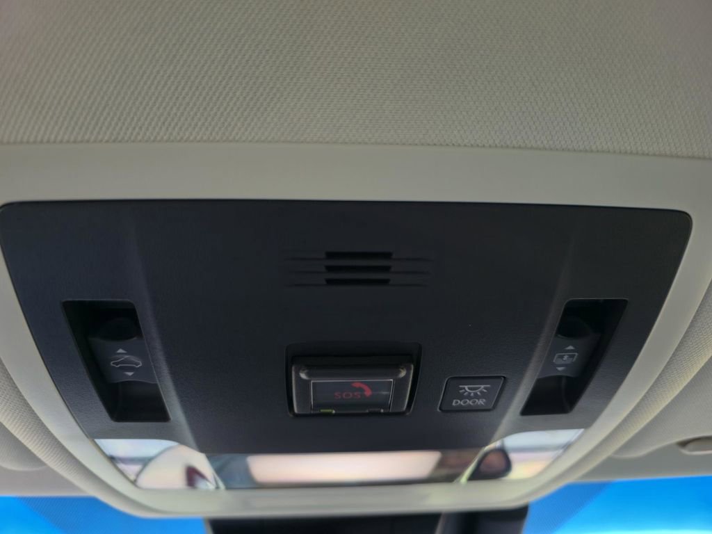 Used 2025 Lexus ES 350 w/ Premium Package FWD image 22