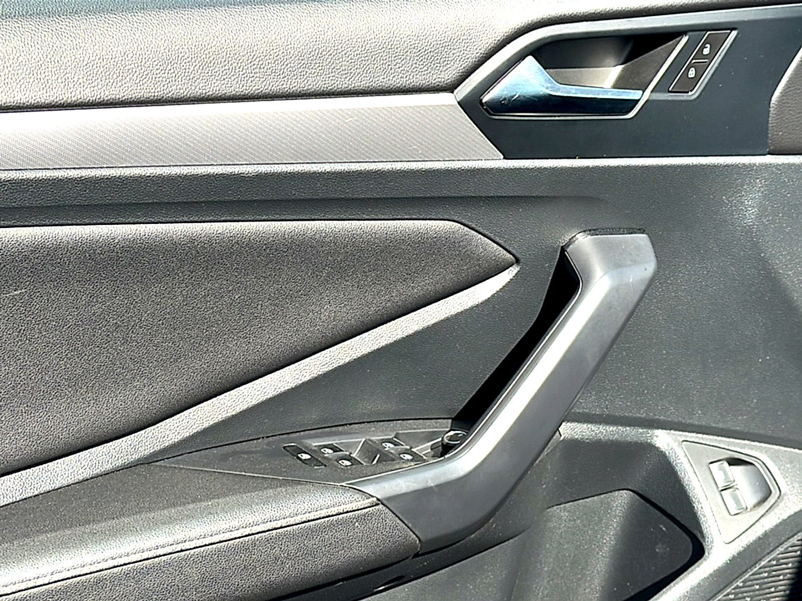 Used 2024 Volkswagen Jetta S image 16