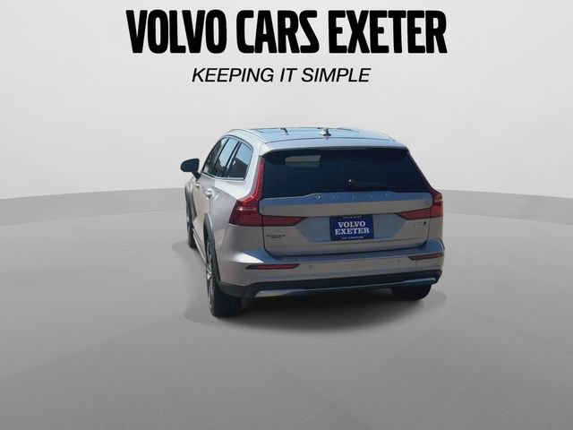Certified 2026 Volvo V60 B5 Cross Country Plus w/ Protection Package Premier AWD/4WD image 10