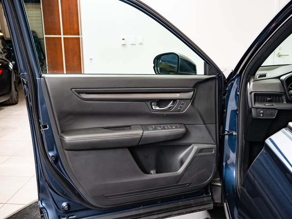 Used 2025 Honda CR-V Sport-L image 27