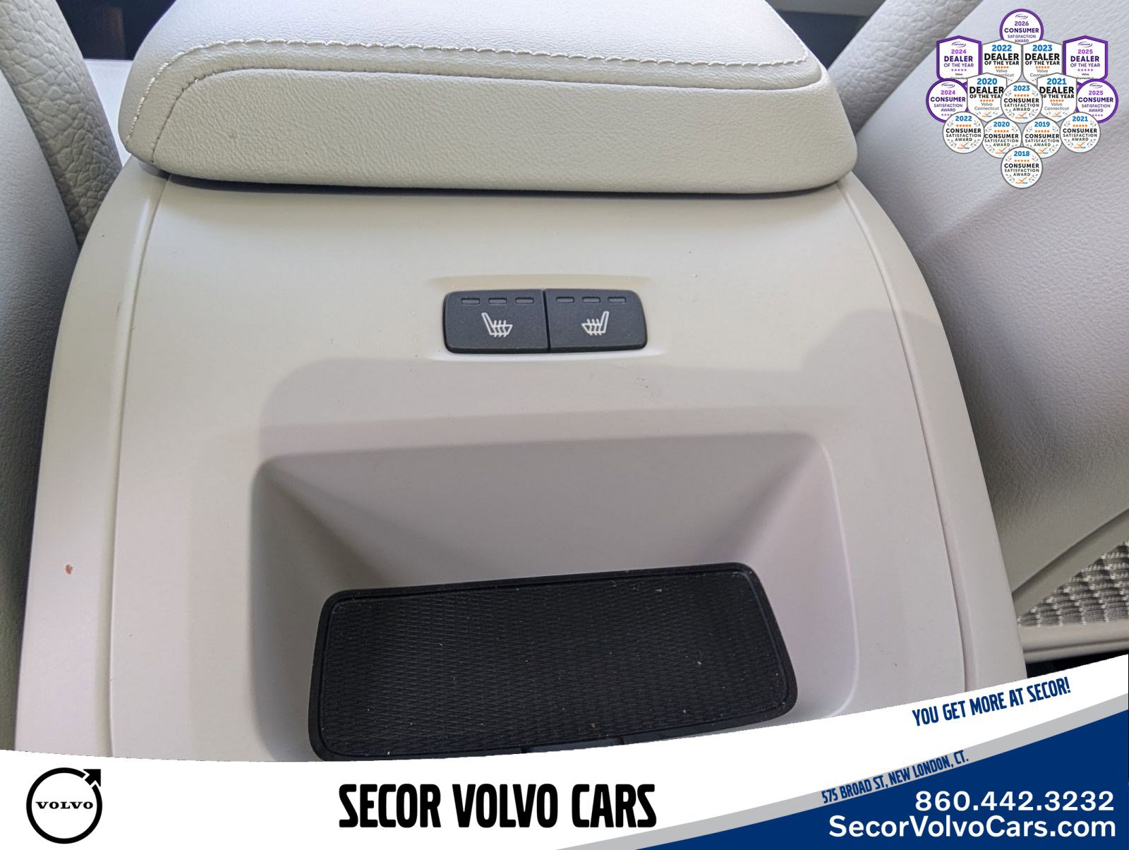 Certified 2023 Volvo XC60 B5 Plus w/ Climate Package AWD/4WD image 31