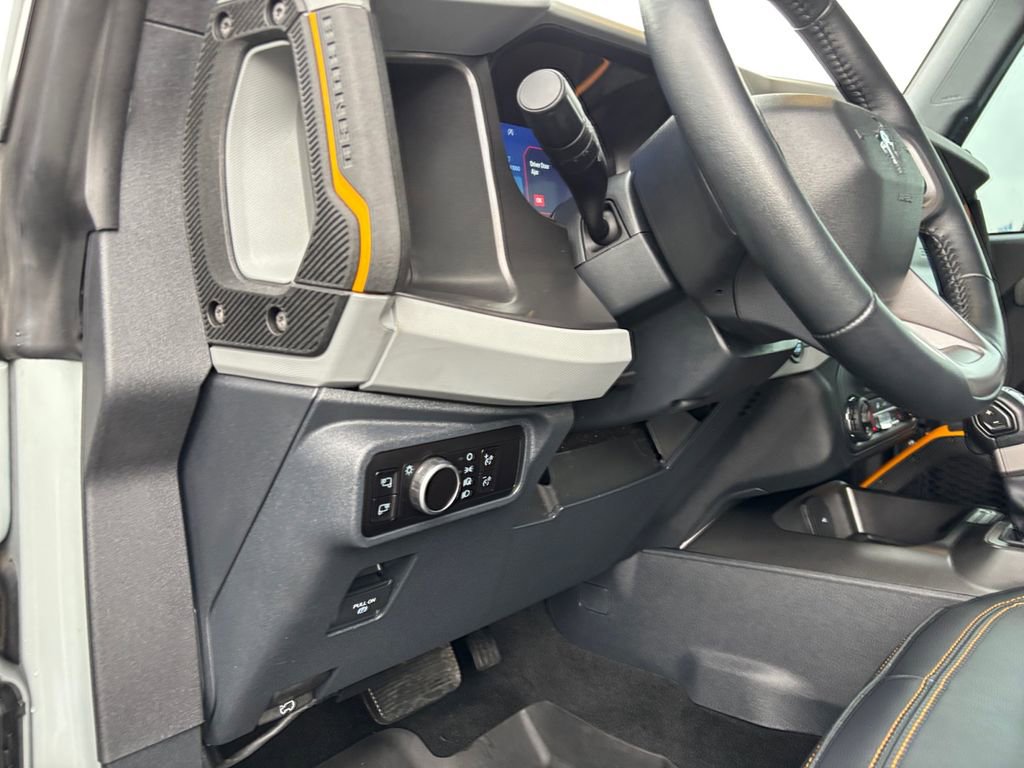 Used 2023 Ford Bronco Badlands AWD/4WD image 22