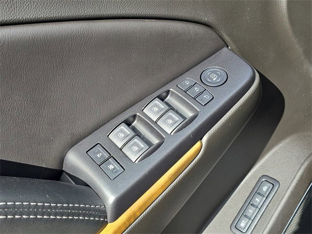 Used 2017 GMC Yukon Denali w/ Open Road Package image 23