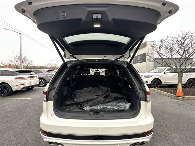 Certified 2023 Lincoln Aviator Grand Touring w/ Elements Package Plus image 42