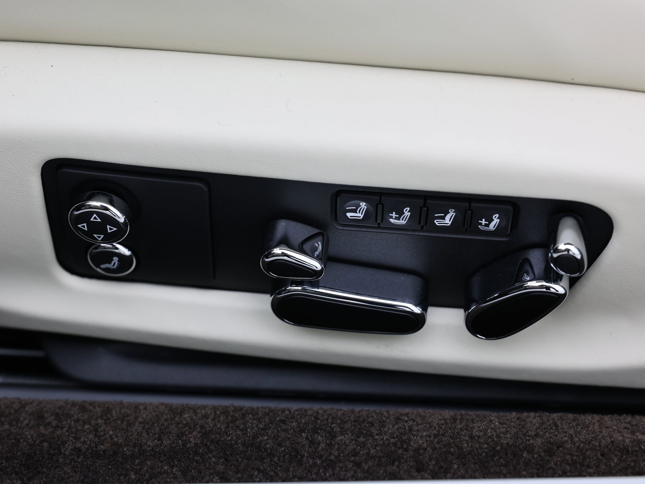 New 2026 Bentley Continental GT AWD/4WD image 11