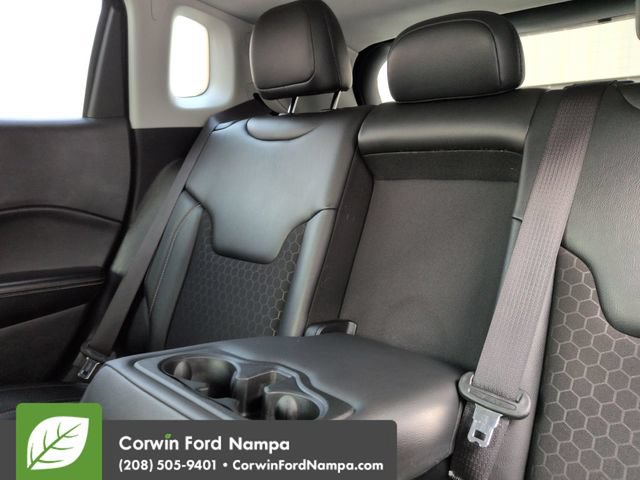 Used 2021 Jeep Compass Latitude AWD/4WD image 26