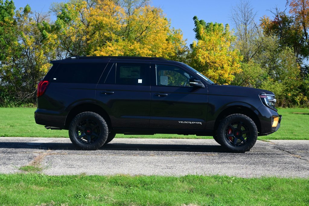 New 2027 Ford Expedition Tremor w/ Driver's Package AWD/4WD image 7