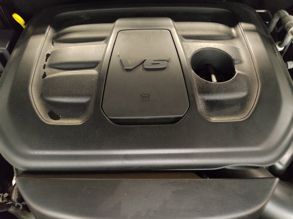 Used 2021 Jeep Grand Cherokee Laredo RWD image 30