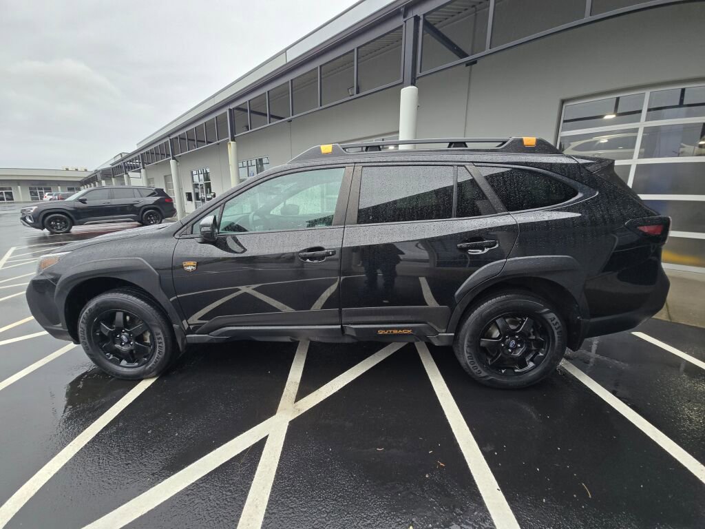 Used 2022 Subaru Outback Wilderness image 9