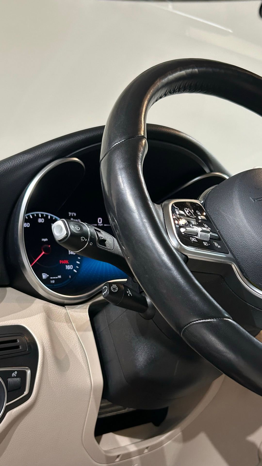 Used 2022 Mercedes-Benz GLC 300 4MATIC image 48