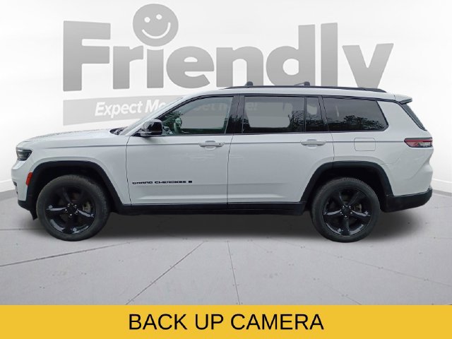 Used 2023 Jeep Grand Cherokee L Laredo AWD/4WD image 8