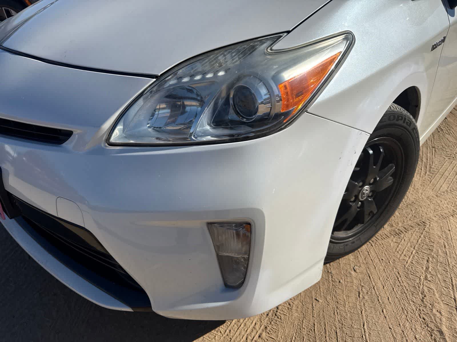 Used 2015 Toyota Prius Two FWD image 9