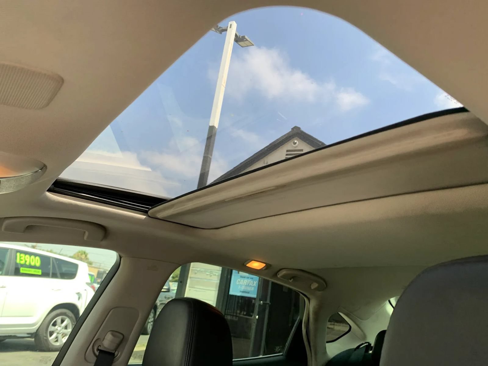 Used 2019 INFINITI Q70 Luxe w/ Proactive Package RWD image 11