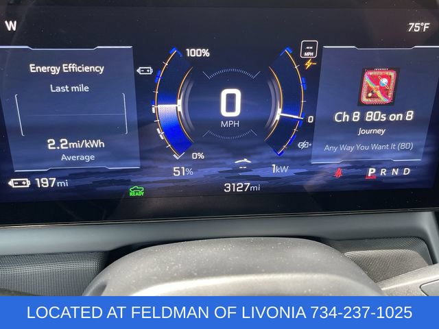 Used 2025 Chevrolet Silverado EV LT AWD/4WD image 12