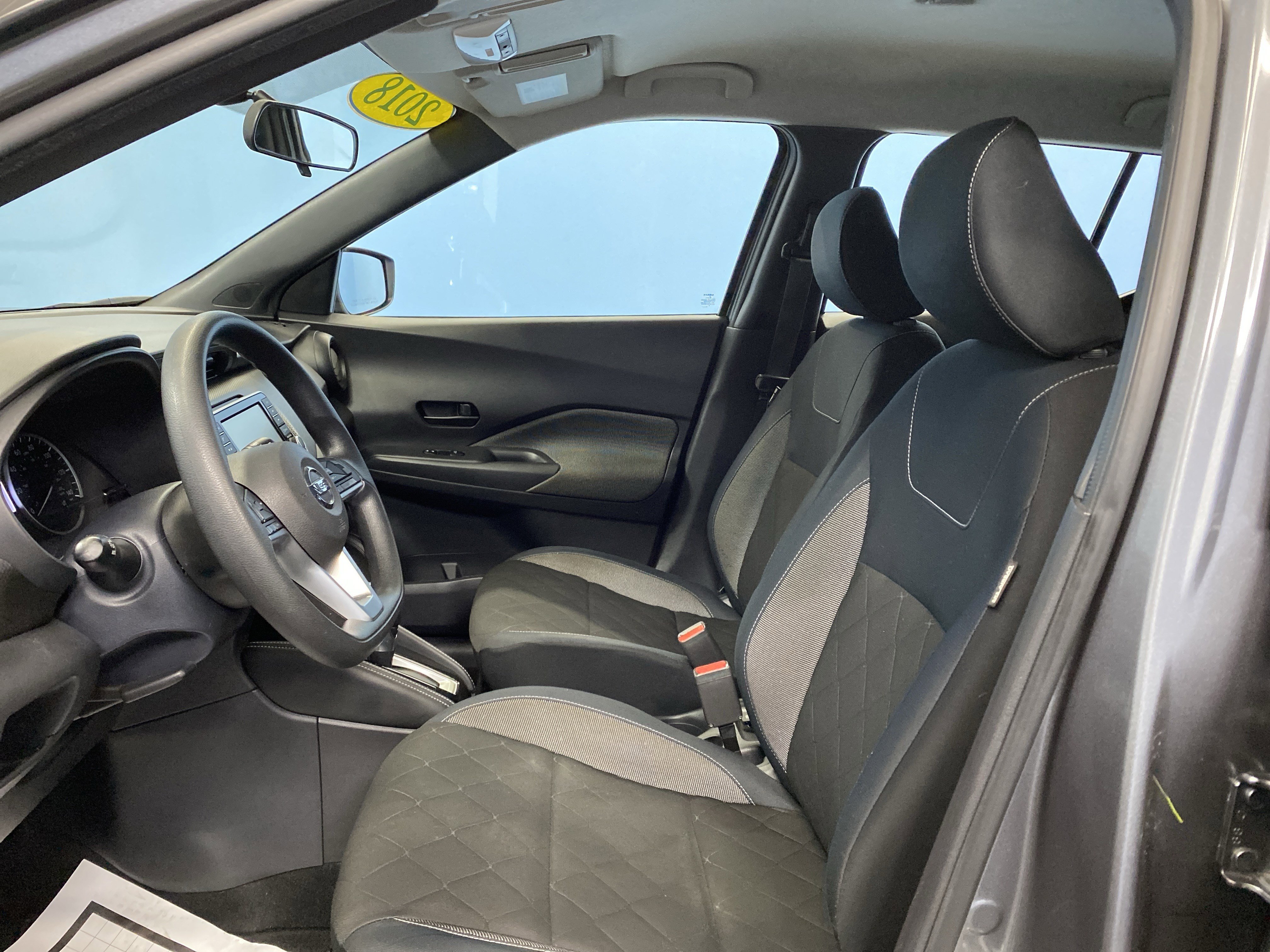 Used 2018 Nissan Kicks S image 9