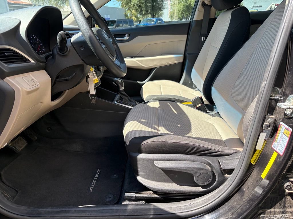 Used 2018 Hyundai Accent SE FWD image 9