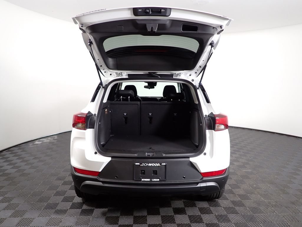 New 2026 Chevrolet TrailBlazer LT w/ Midnight Edition FWD image 12