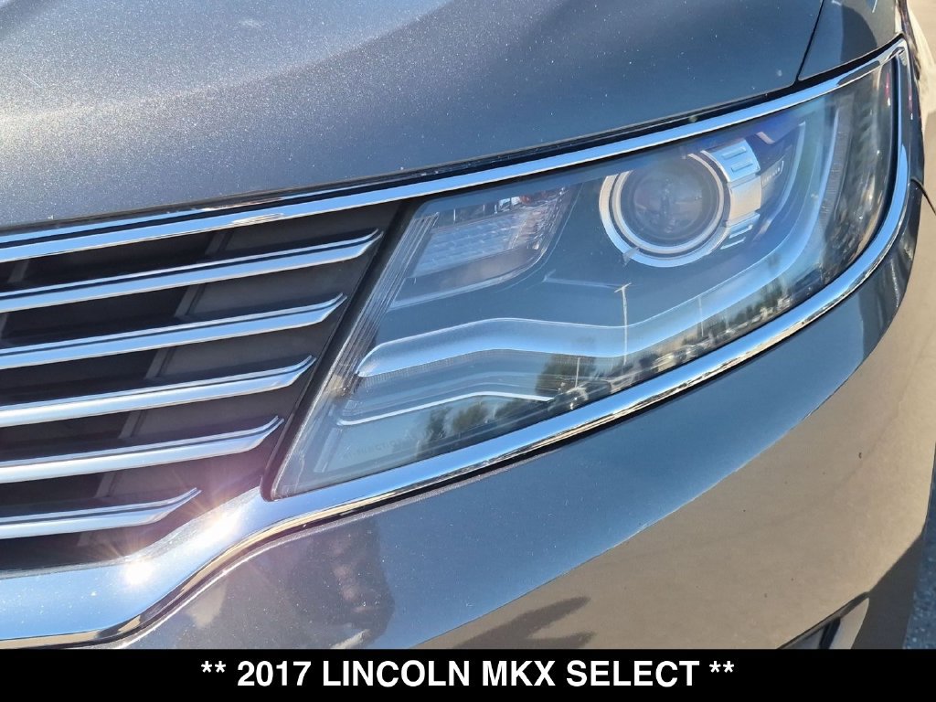 Used 2017 Lincoln MKX Select w/ Select Plus Package FWD image 16