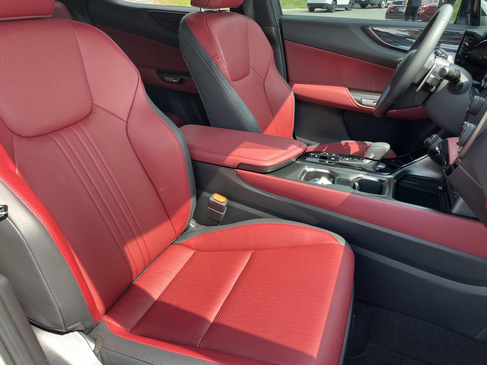 Used 2025 Lexus NX 350h AWD w/ Premium Package image 22