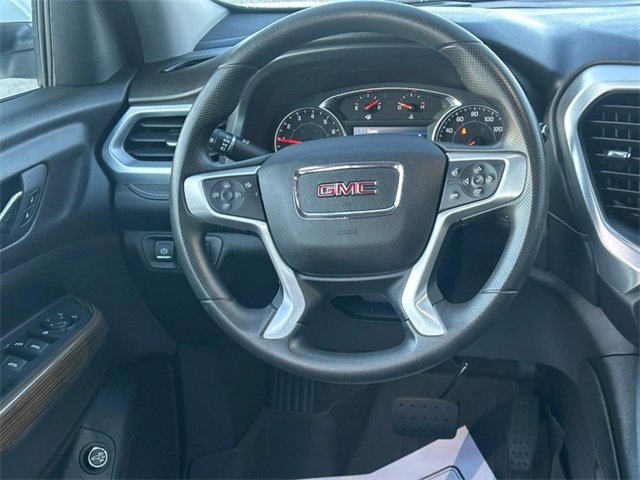 Certified 2023 GMC Acadia SLE w/ Driver Convenience Package image 13