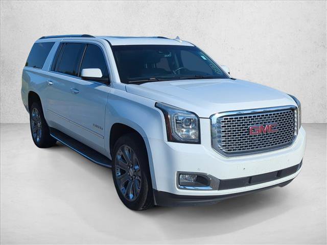 Used 2017 GMC Yukon XL Denali w/ Open Road Package RWD image 3
