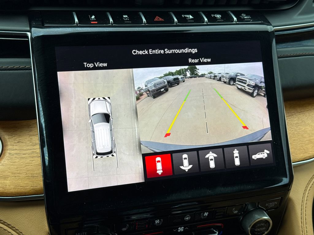 Used 2022 Jeep Grand Cherokee Summit AWD/4WD image 26