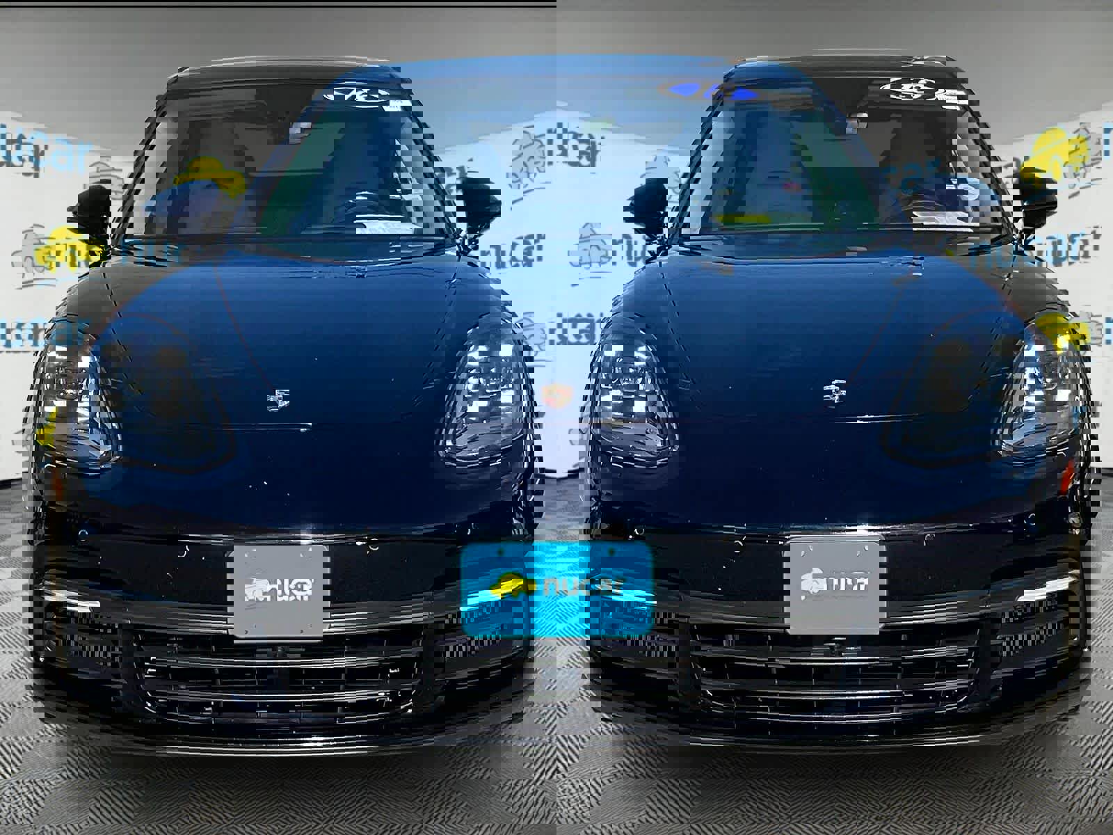 Used 2018 Porsche Panamera 4S image 2