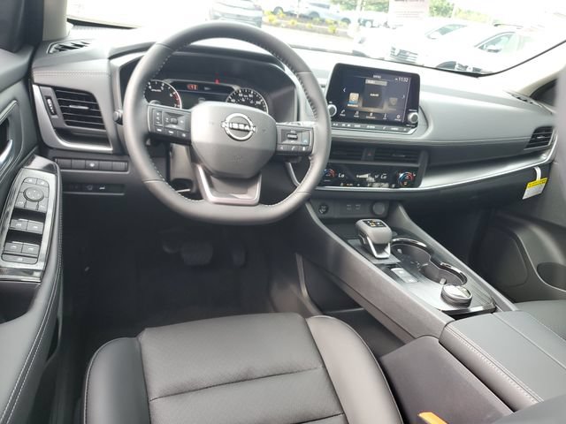 New 2026 Nissan Rogue Dark Armor AWD/4WD image 13