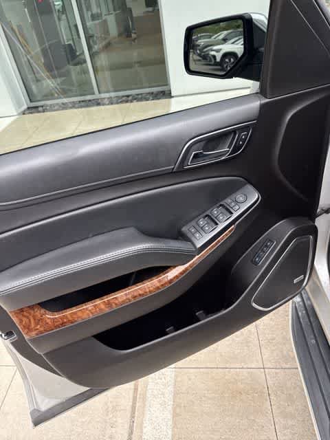 Used 2016 Chevrolet Tahoe LTZ AWD/4WD image 13