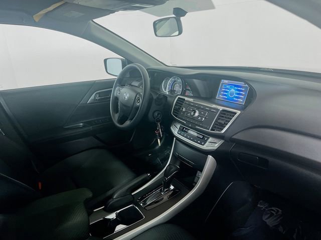 Used 2015 Honda Accord LX image 9