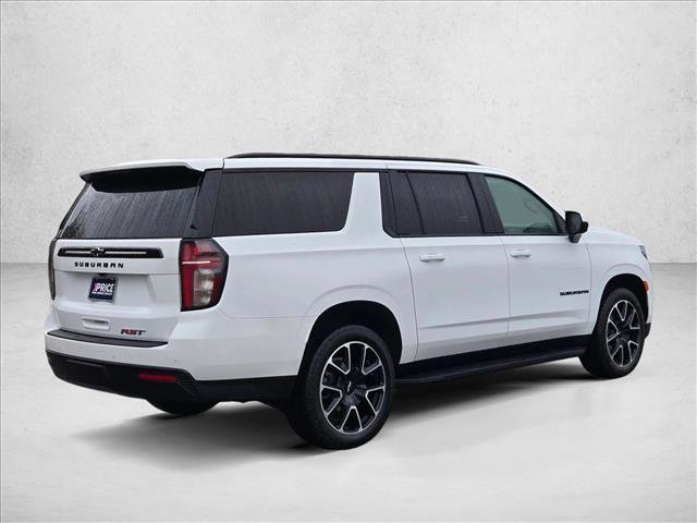 Used 2024 Chevrolet Suburban RST image 5