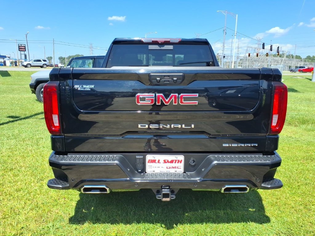 Used 2024 GMC Sierra 1500 Denali AWD/4WD image 6