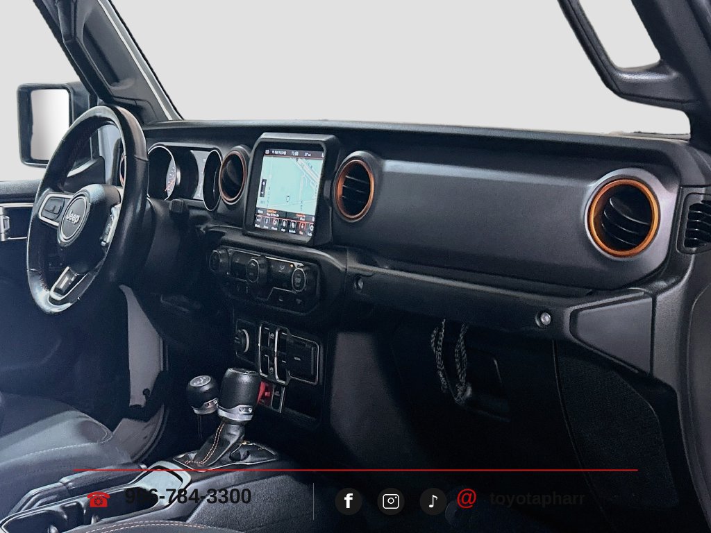 Used 2023 Jeep Gladiator Mojave w/ Trailer Tow Package AWD/4WD image 27