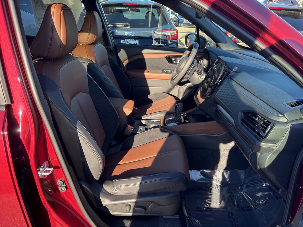 Used 2025 Subaru Forester Touring w/ Touring Package image 10