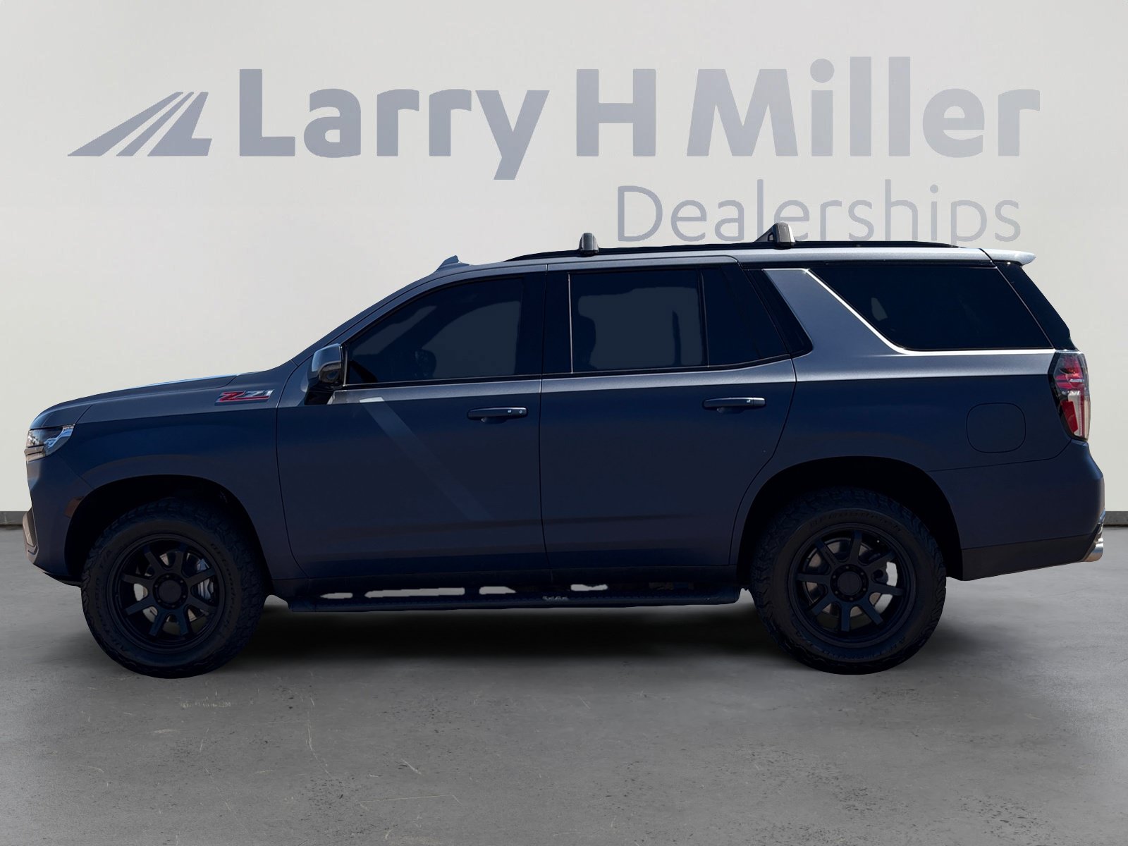 Used 2022 Chevrolet Tahoe Z71 w/ Off-Road Capability Package AWD/4WD image 4