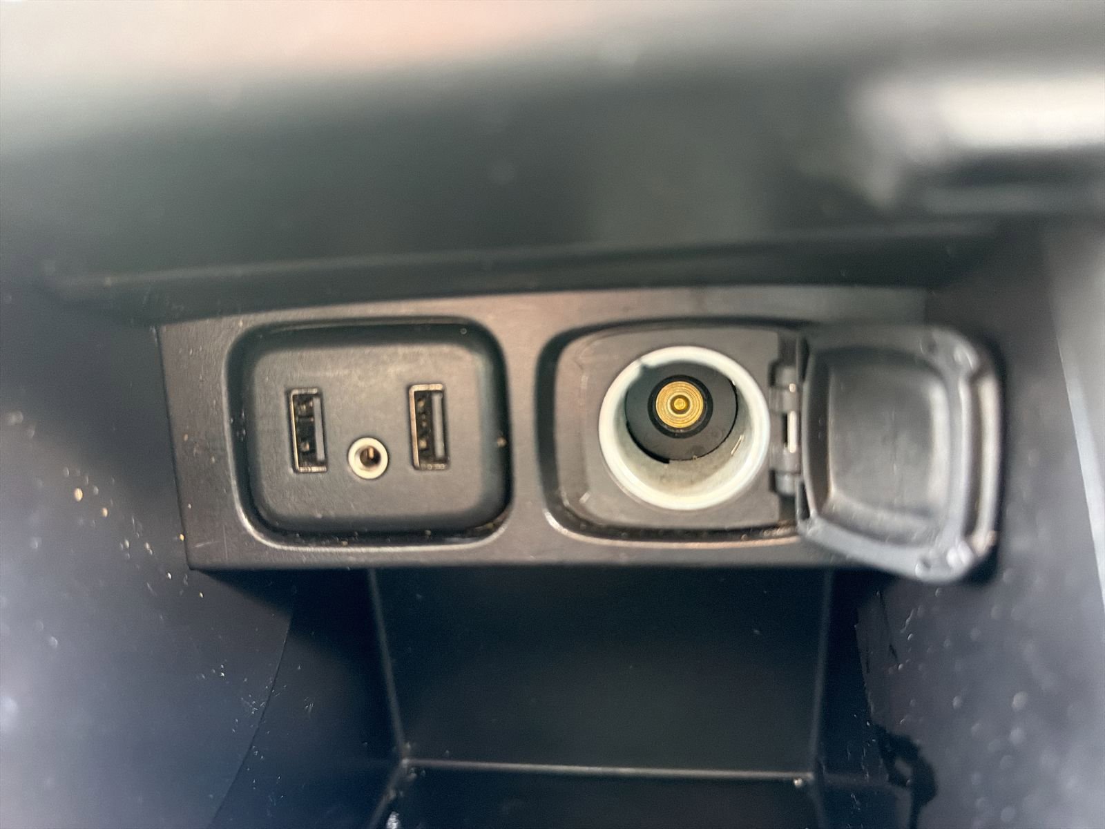 Used 2017 Buick Encore Preferred FWD image 33