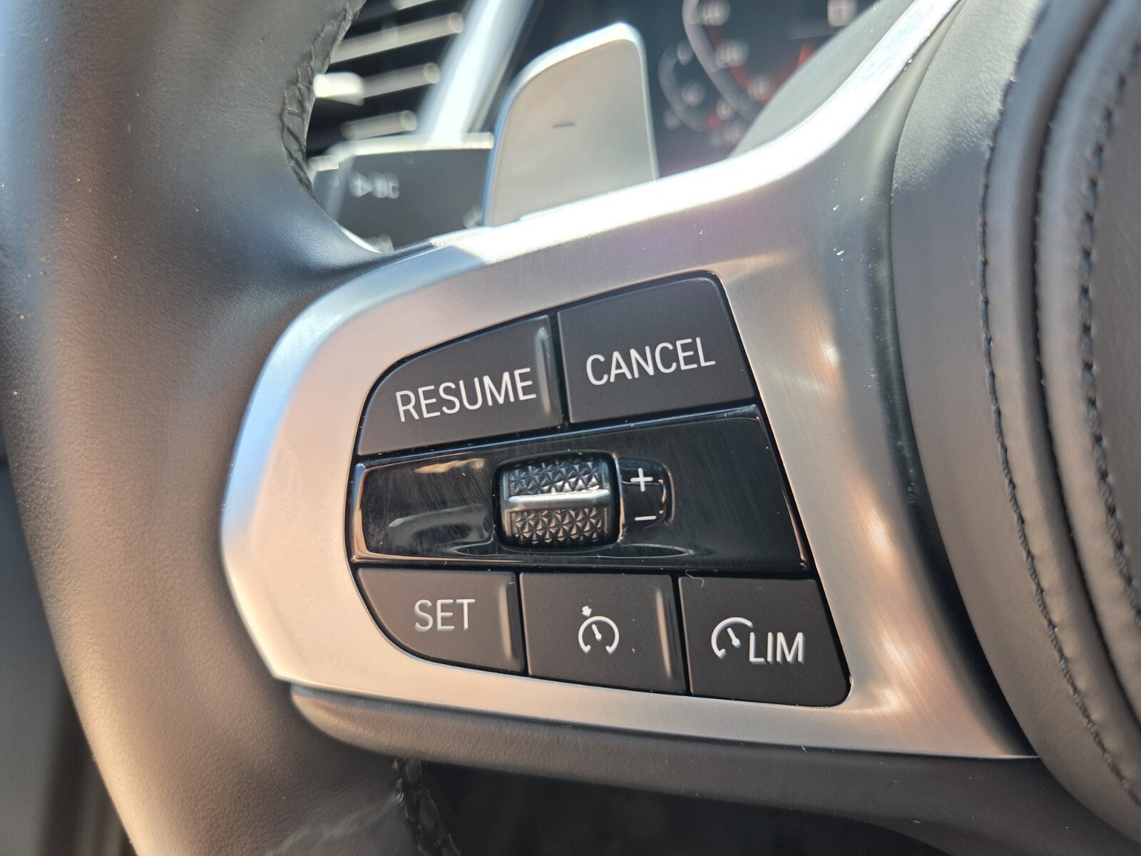Used 2021 BMW Z4 M40i w/ Driving Assistance Package RWD image 28