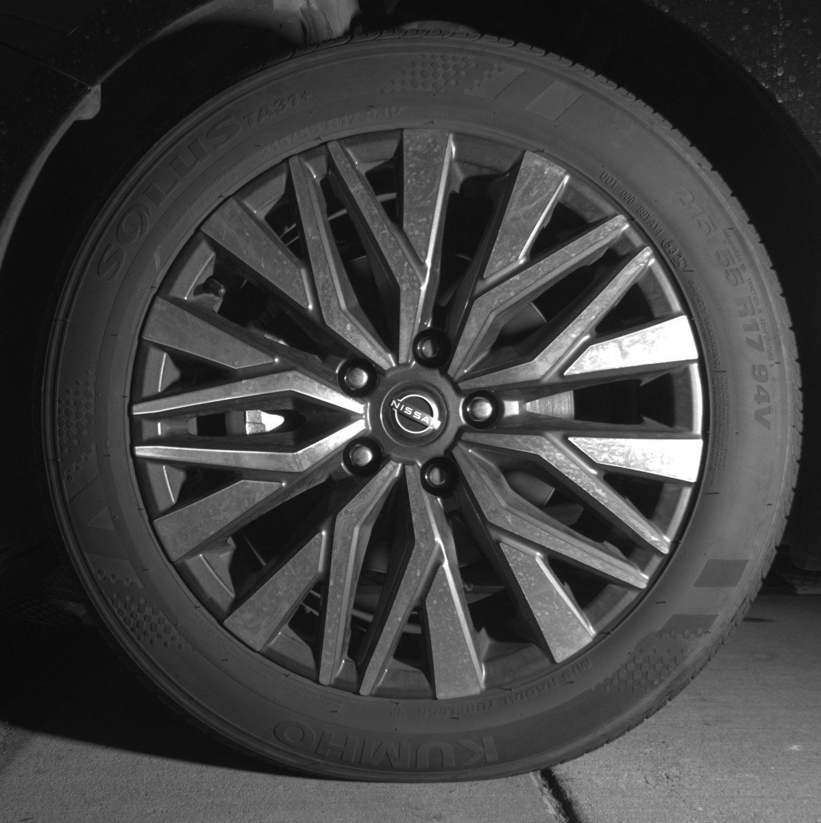 Used 2025 Nissan Altima 2.5 SV image 12