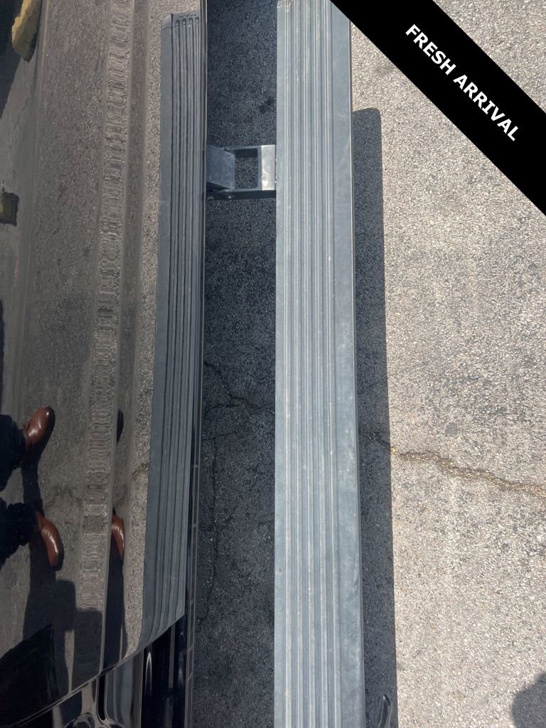 Used 2020 RAM 1500 Limited w/ Black Appearance Package image 15