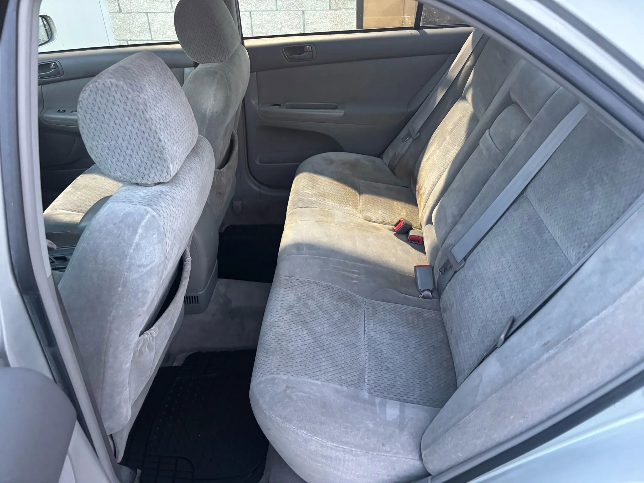 Used 2004 Toyota Camry LE FWD image 13