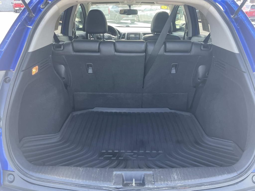 Used 2018 Honda HR-V EX-L image 10