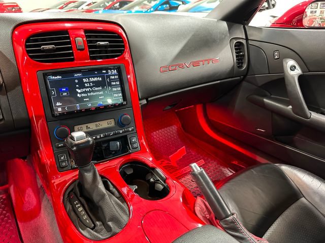 Used 2005 Chevrolet Corvette Coupe w/ Preferred Equipment Group RWD image 19