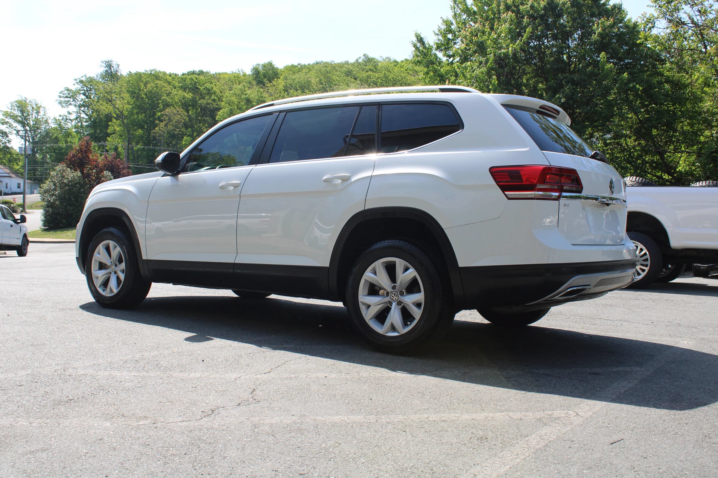 Used 2018 Volkswagen Atlas SE FWD image 4